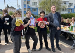 Праздник весны и труда: экология и единство студентов Лазаревского района 2